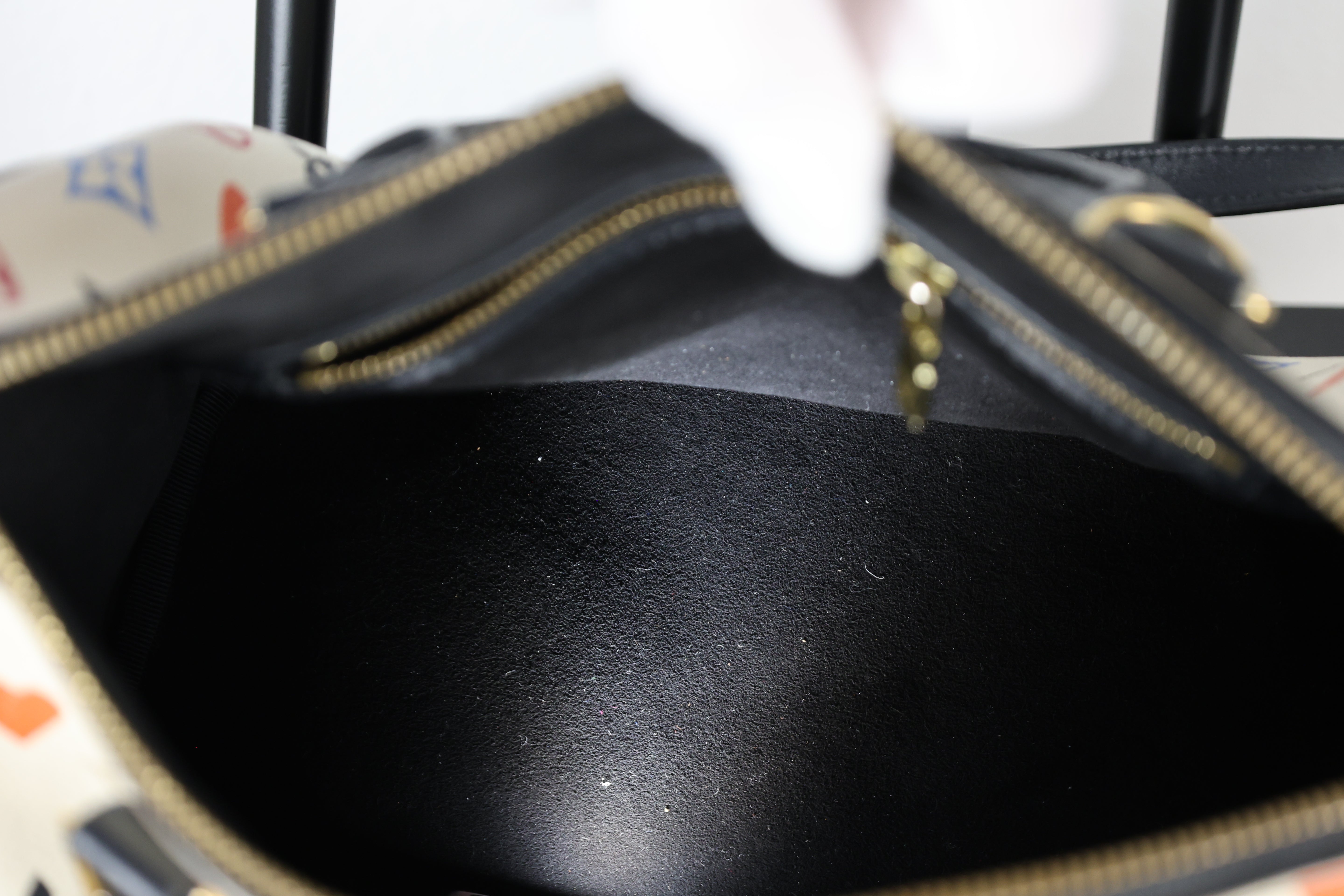 LOUIS VUITTON SPEEDY 25 GAME ON