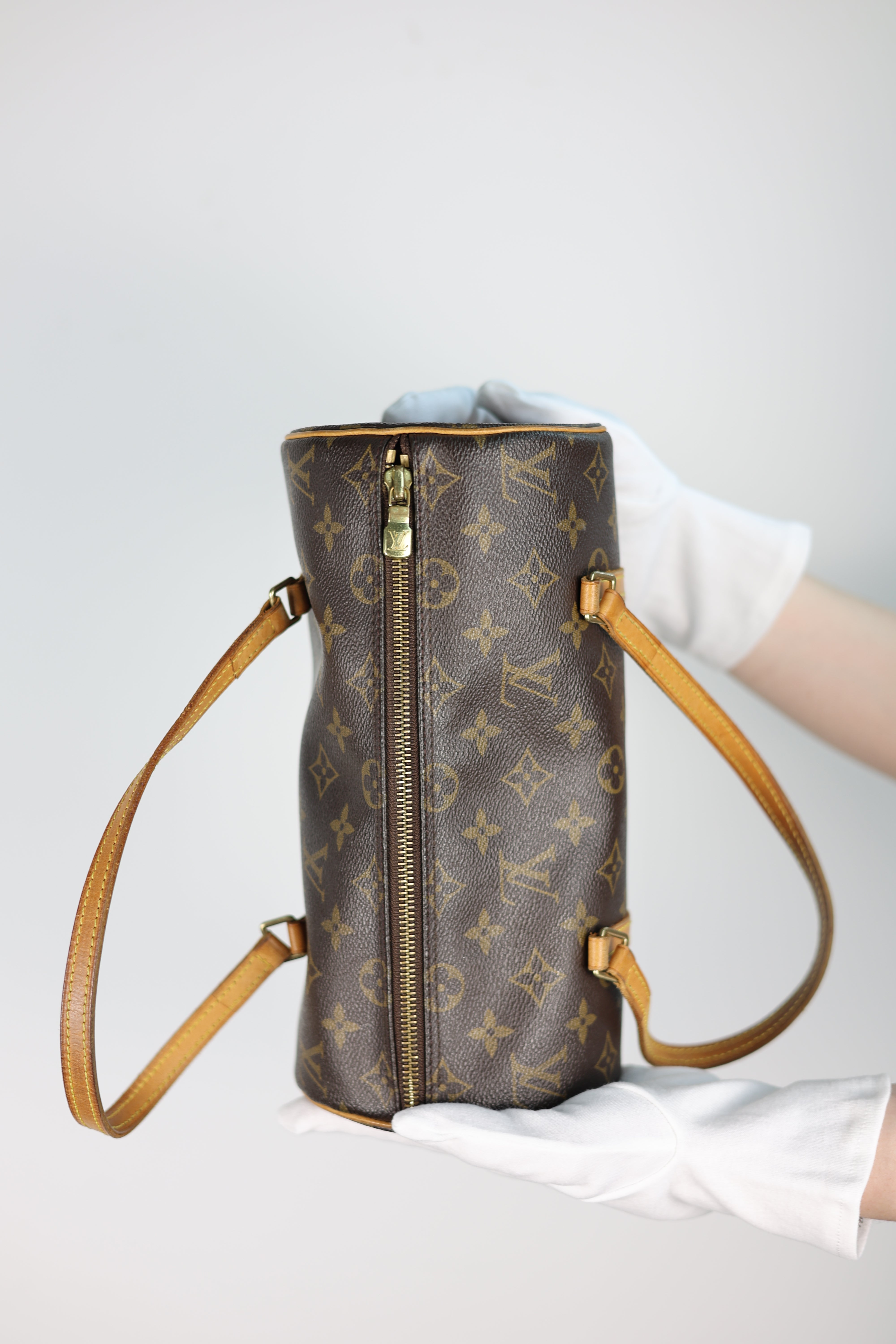 Louis Vuitton Papillon 26
