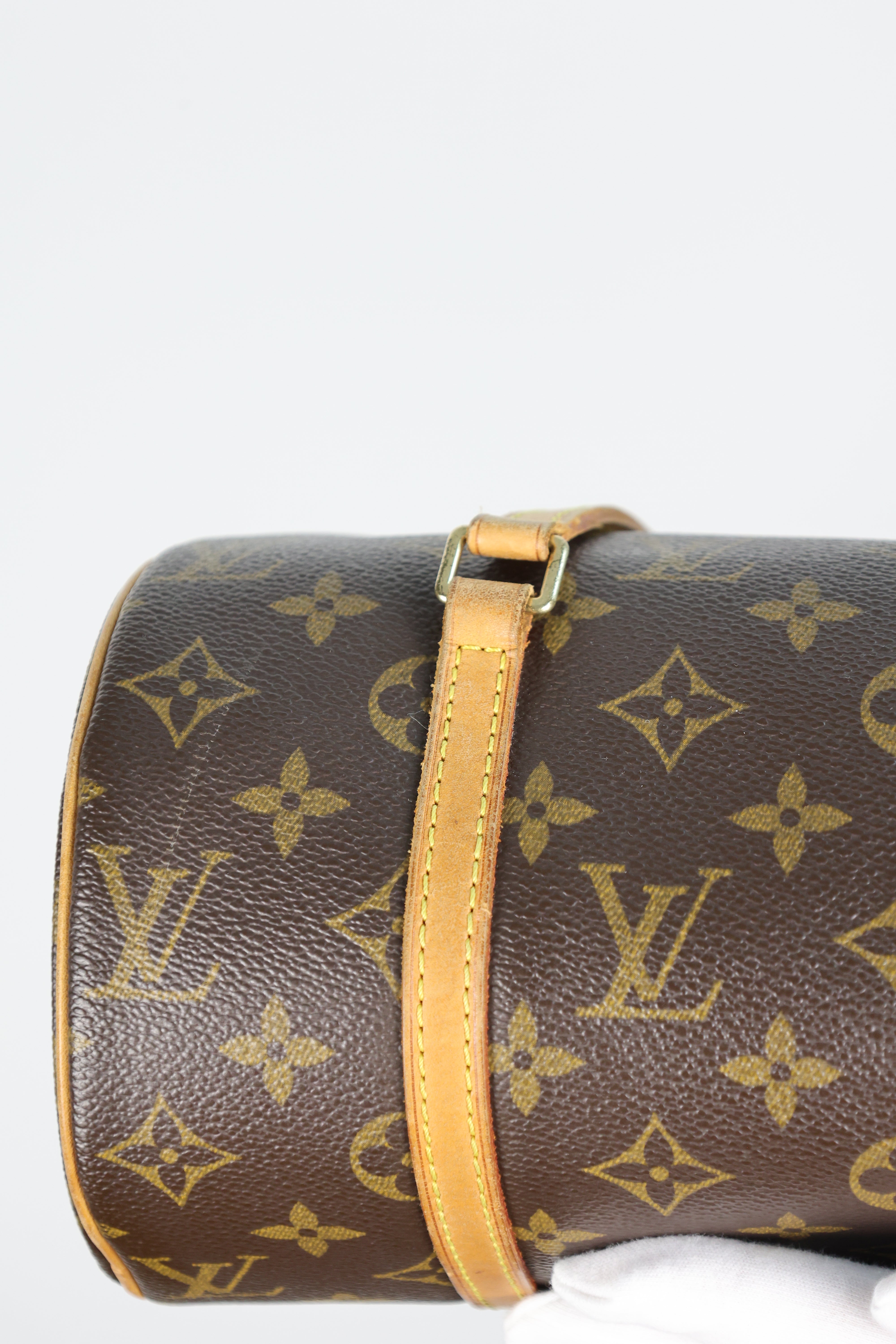 Louis Vuitton Papillon 26
