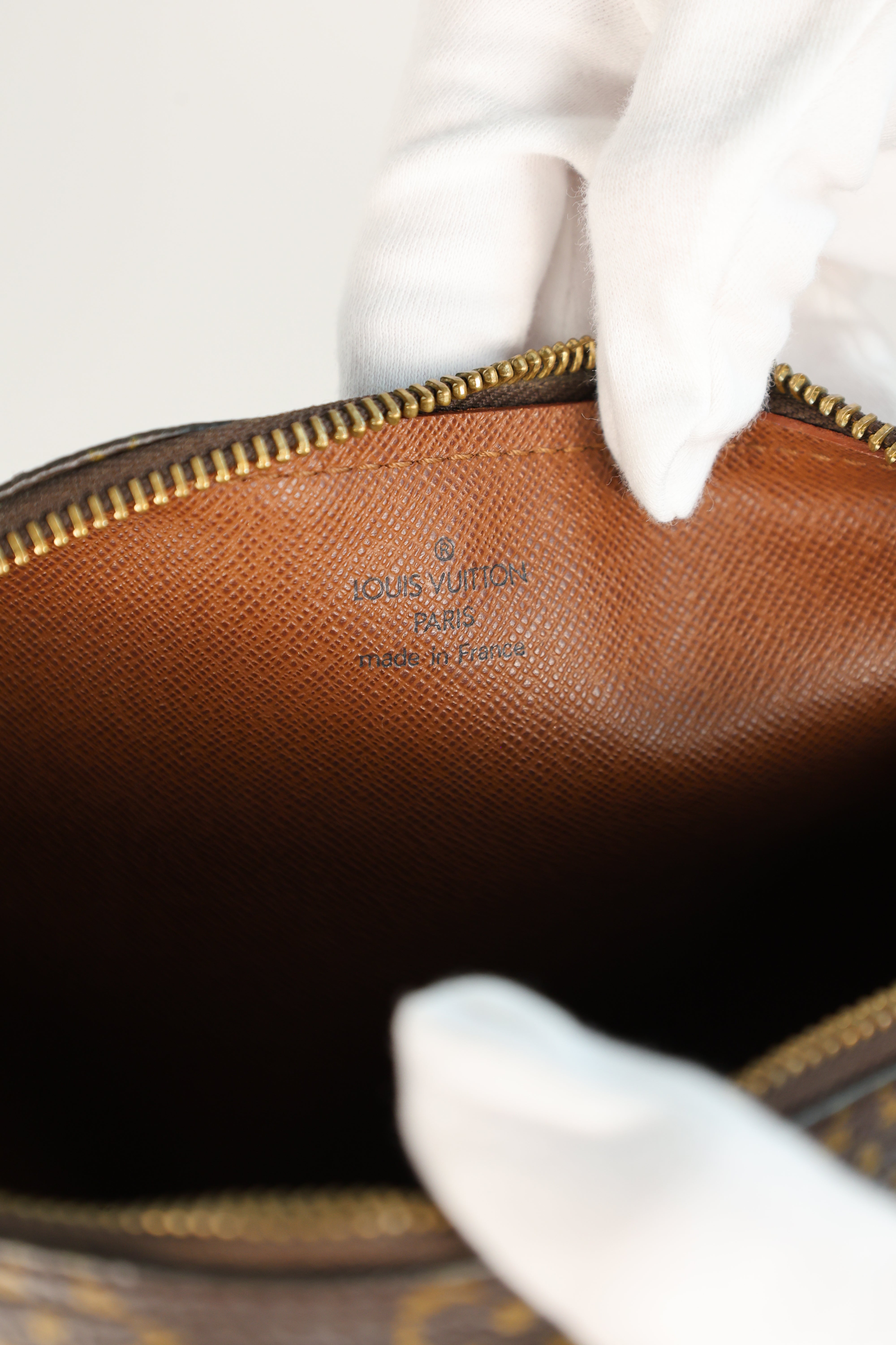 Louis Vuitton Papillon 26