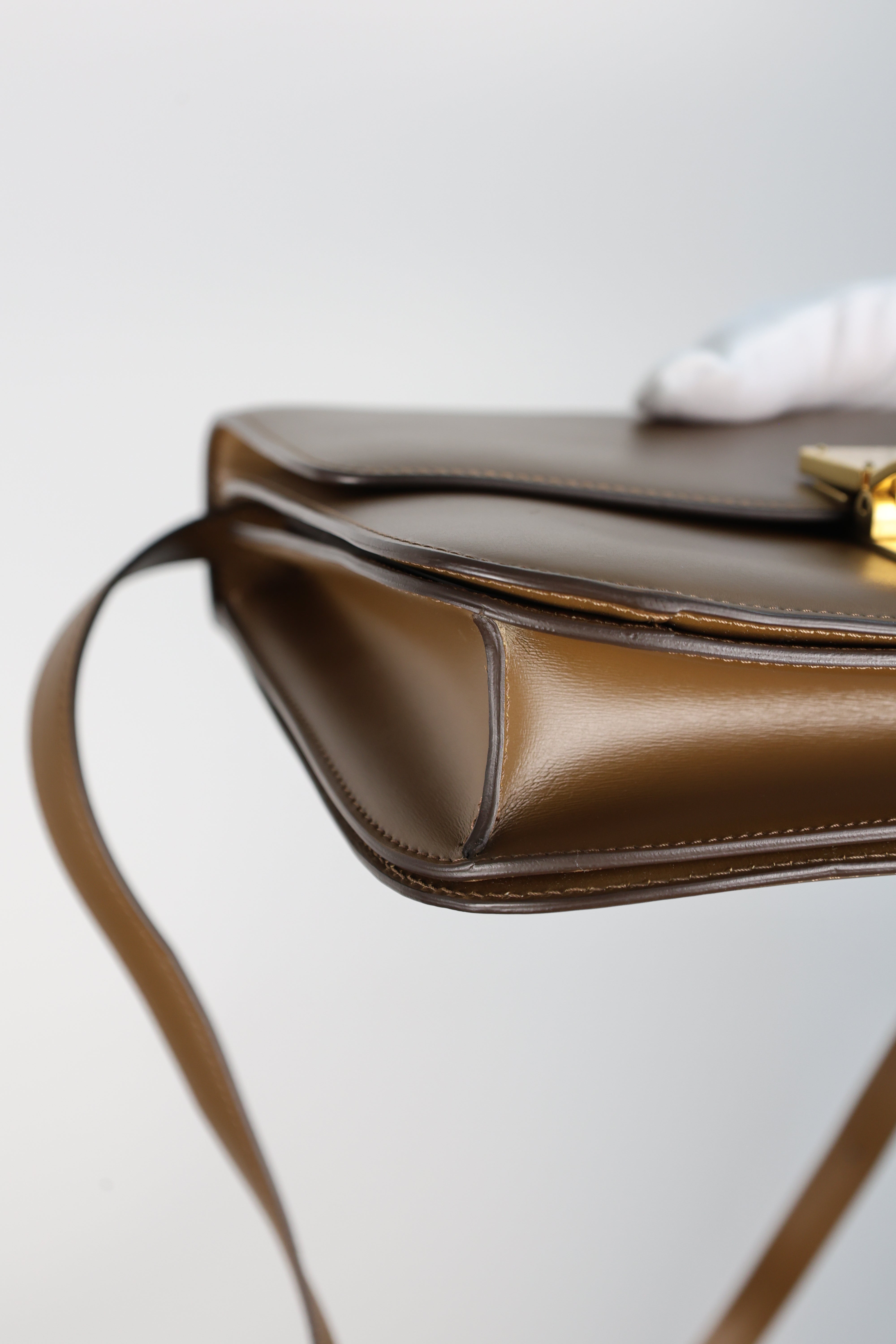 CELINE CLASSIC BOX BAG IN BROWN CALFSKIN
