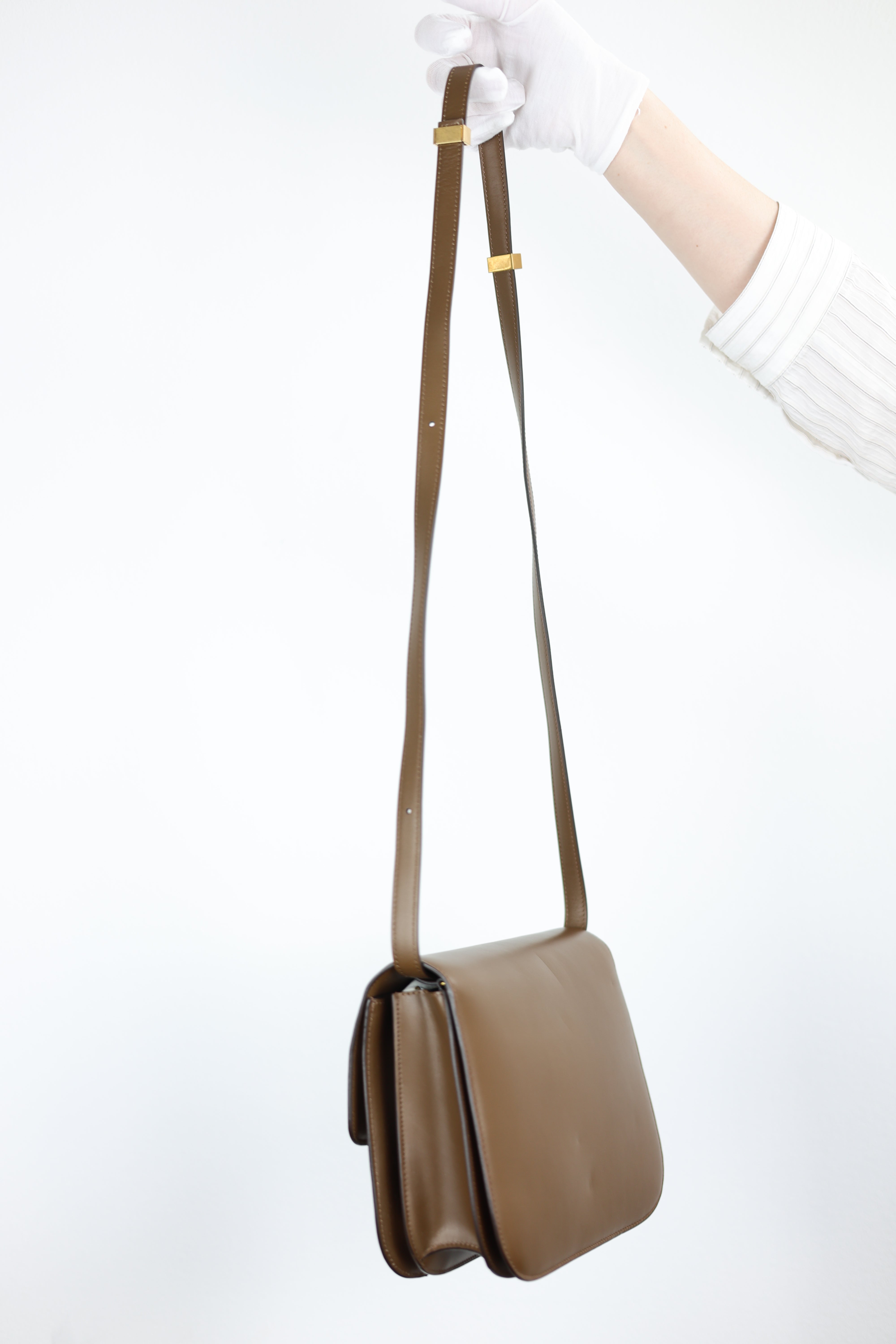 CELINE CLASSIC BOX BAG IN BROWN CALFSKIN