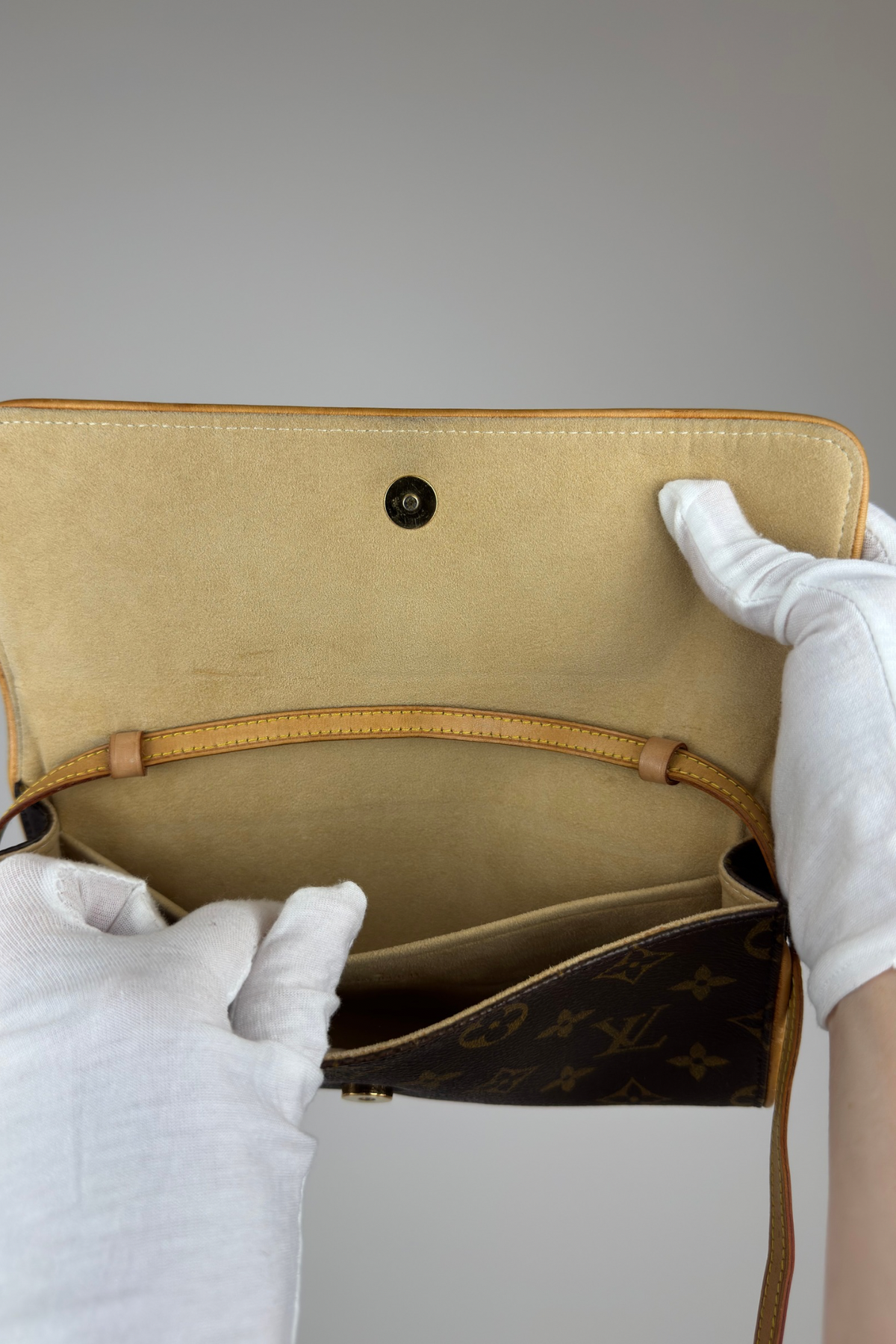 Louis Vuitton Monogram Pochette Twin GM