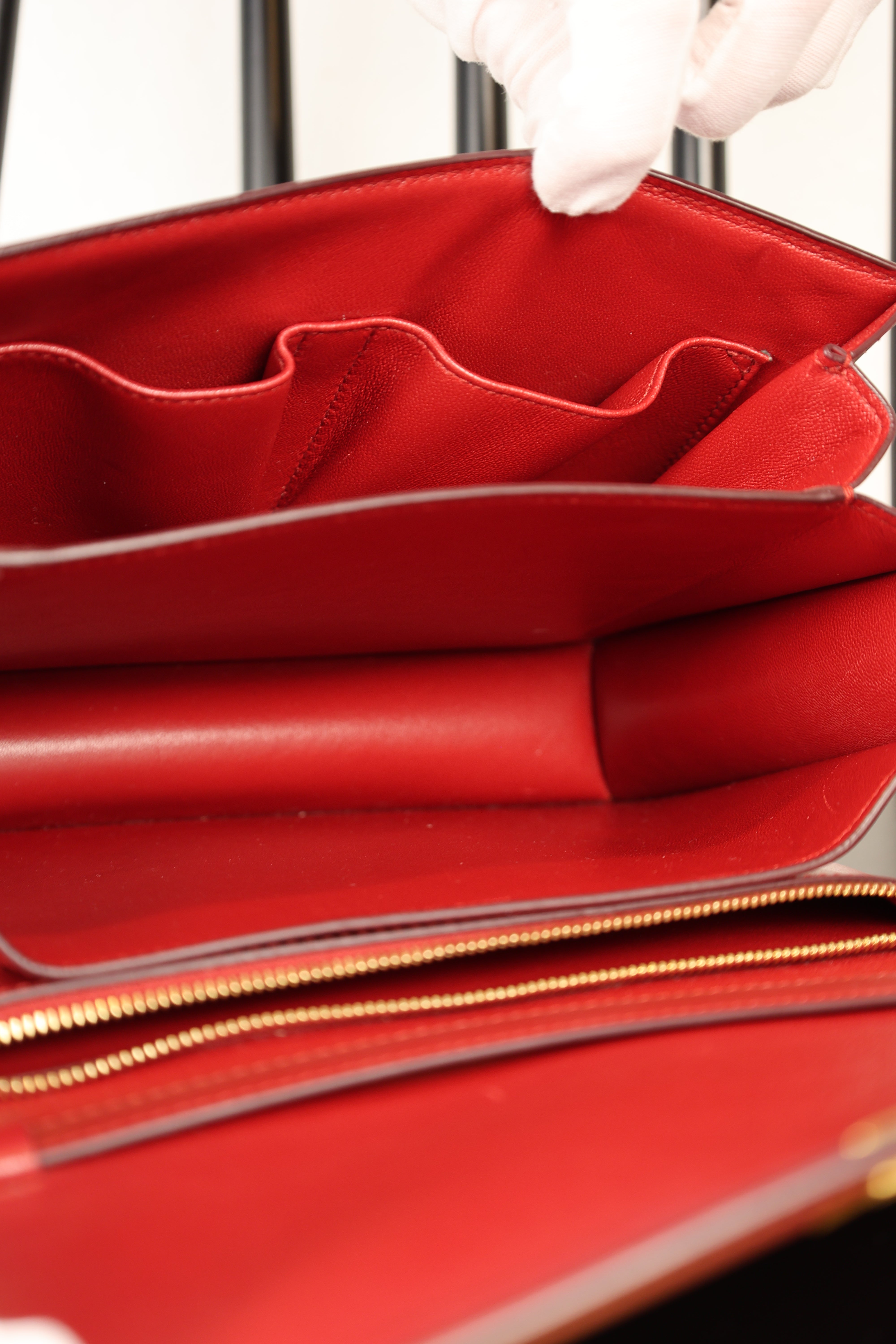 Céline Box Calfskin Medium Classic red
