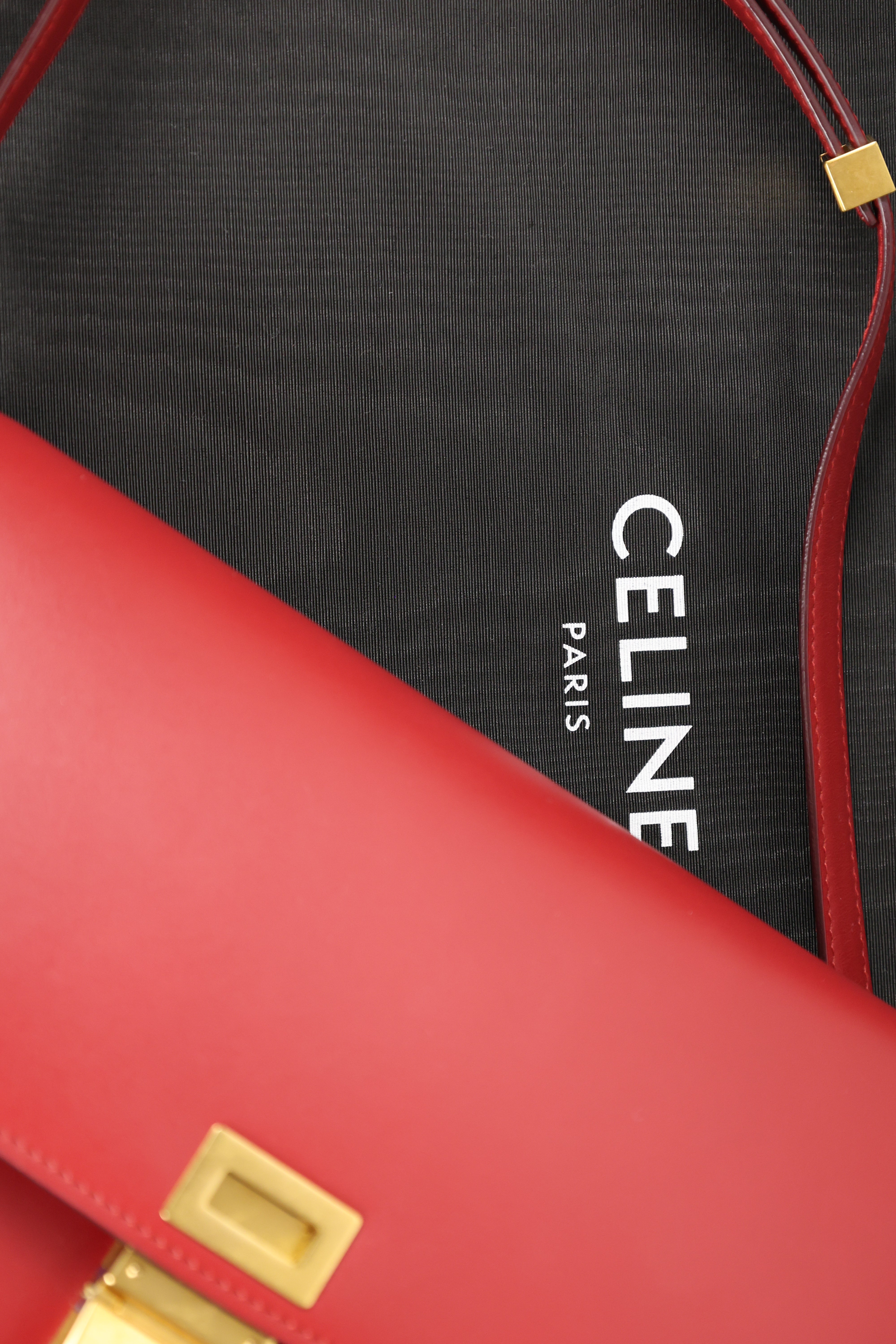 Céline Box Calfskin Medium Classic red