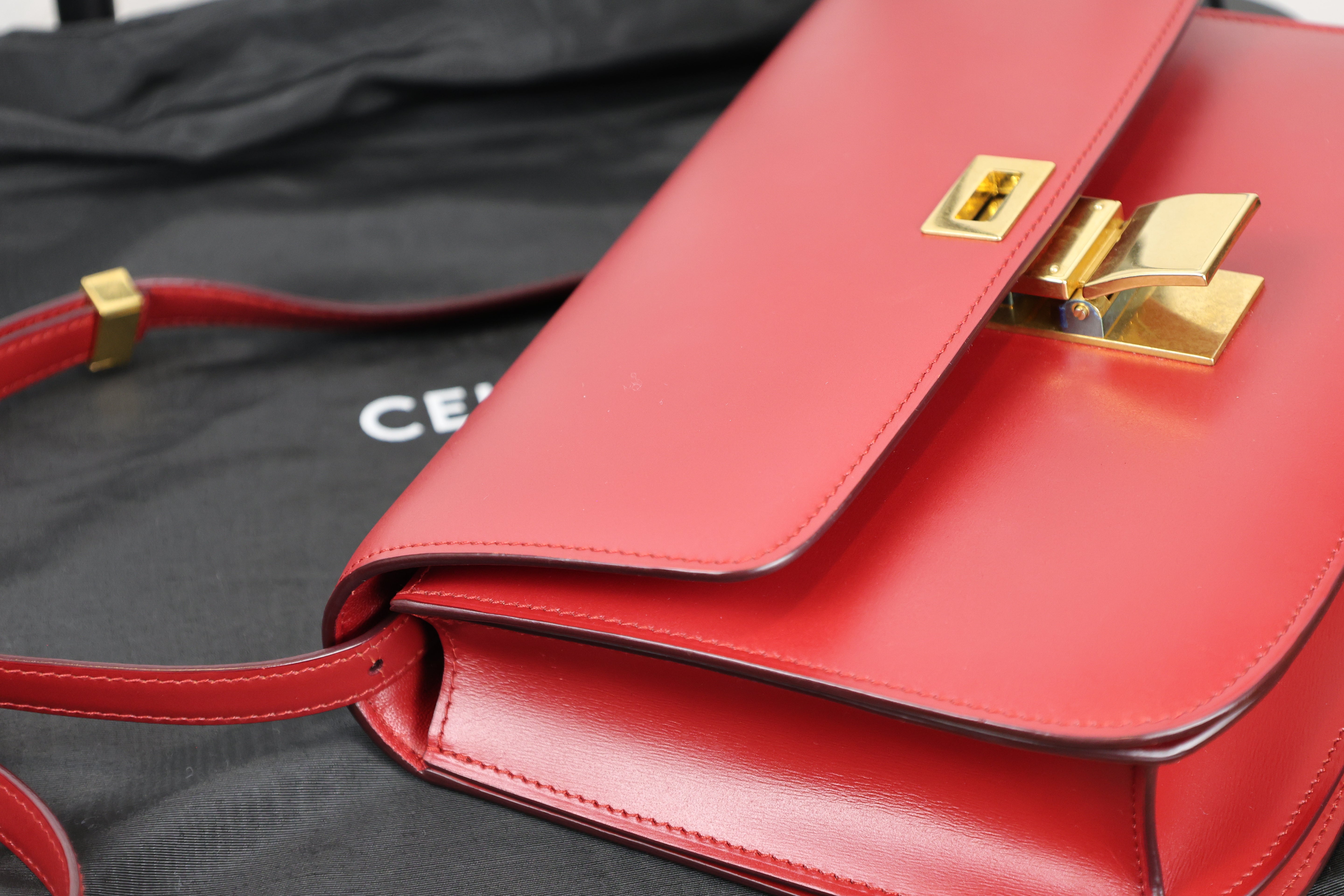 Céline Box Calfskin Medium Classic red