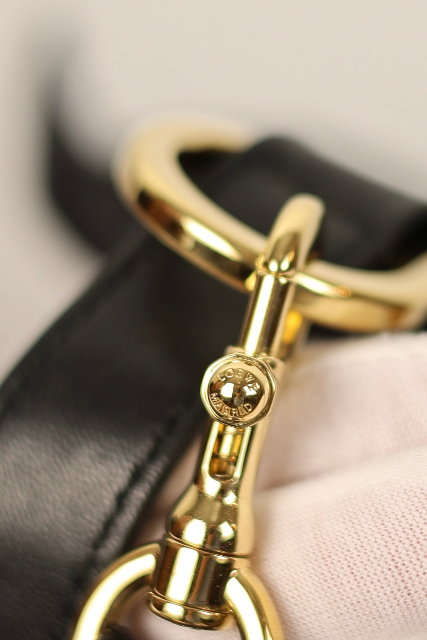 Loewe Flamenco