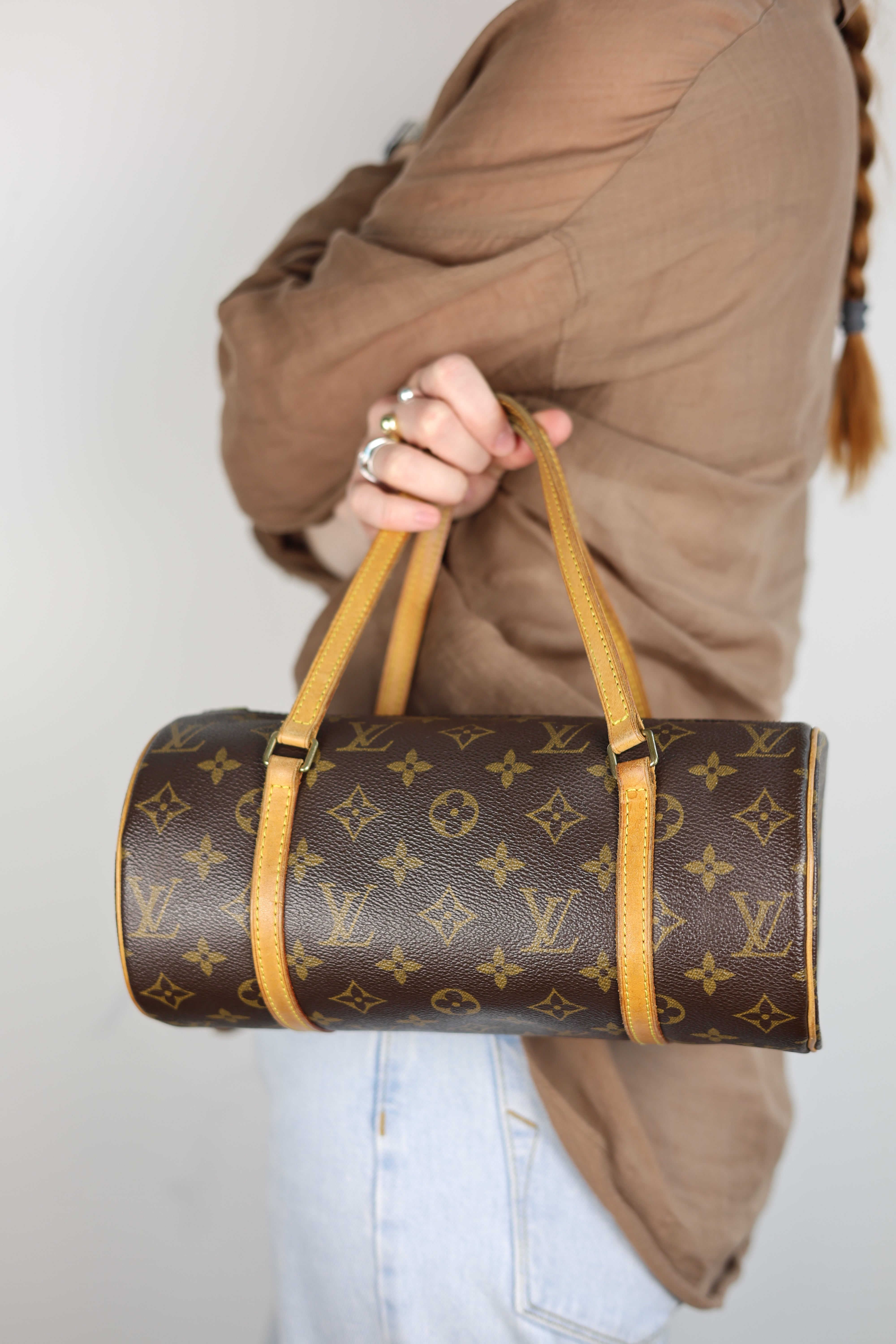 Louis Vuitton Papillon 26