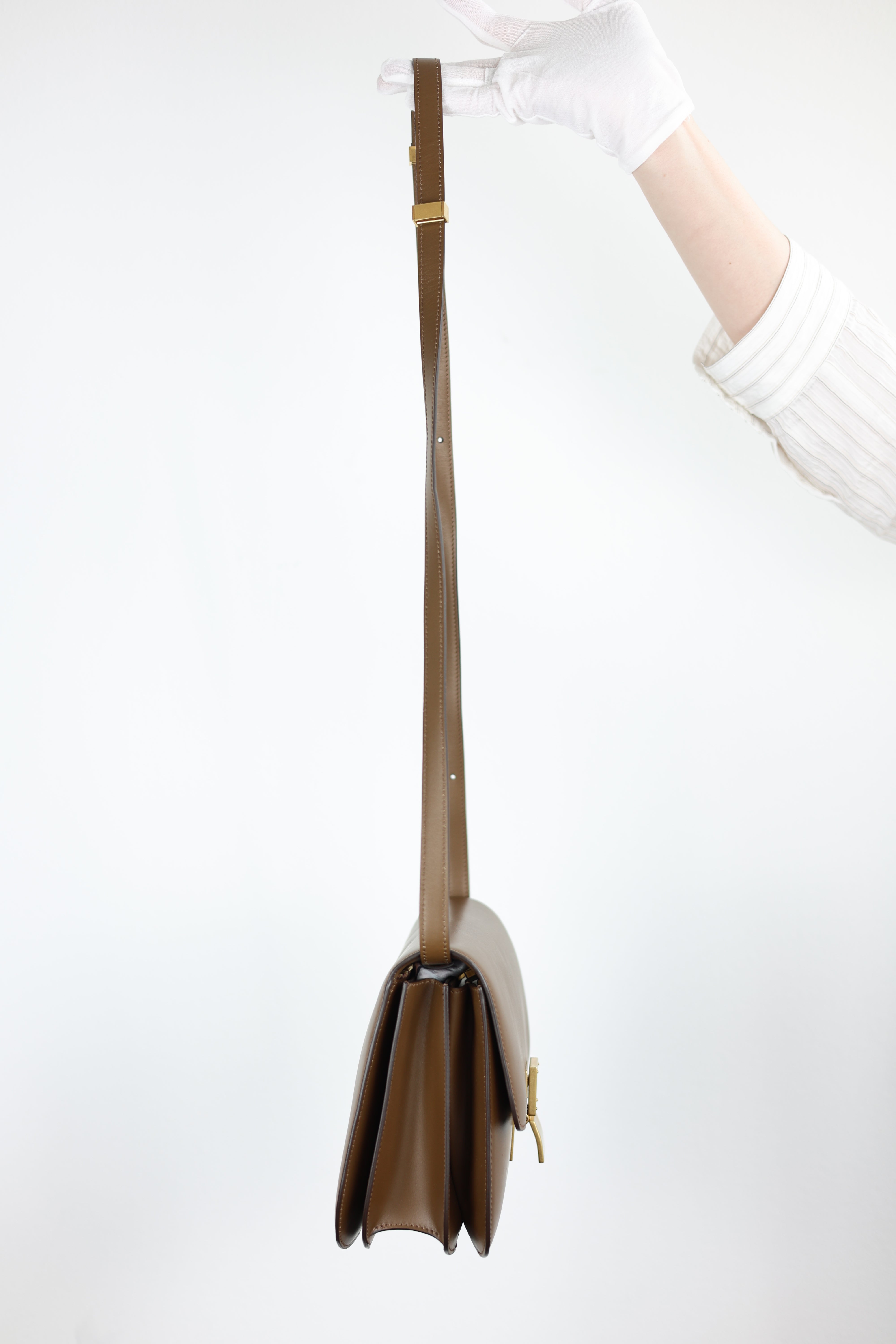 CELINE CLASSIC BOX BAG IN BROWN CALFSKIN